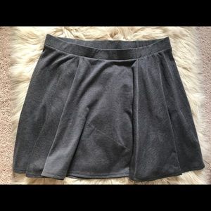 Maurice’s skater circle skirt. Dark gray. XL